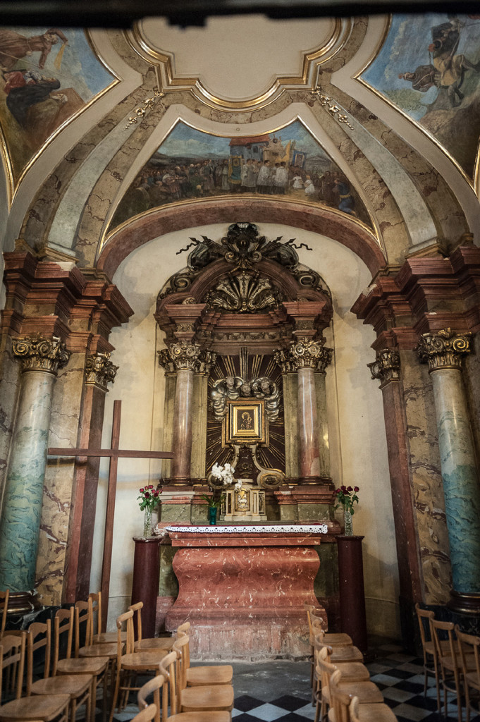 Wnetzre kaplicy Żołnierskiejw kościele oo. Reformatów w Kaliszu
