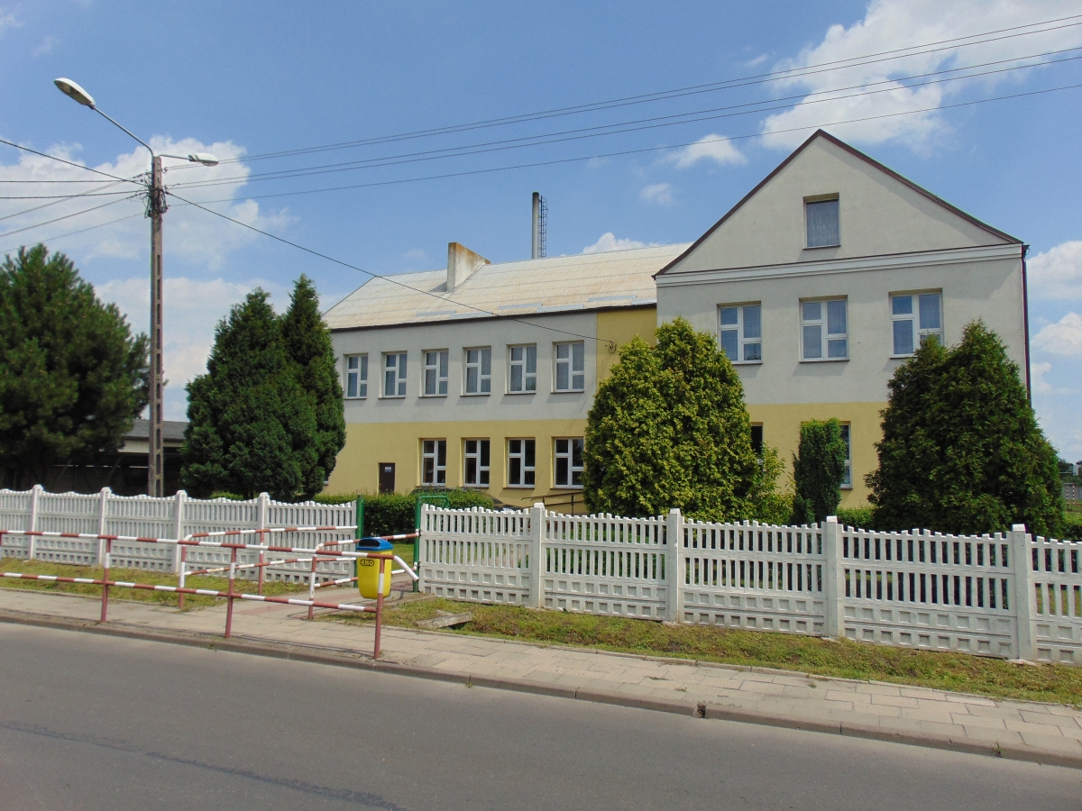 Szkoła Podstawowa w Iwanowicach