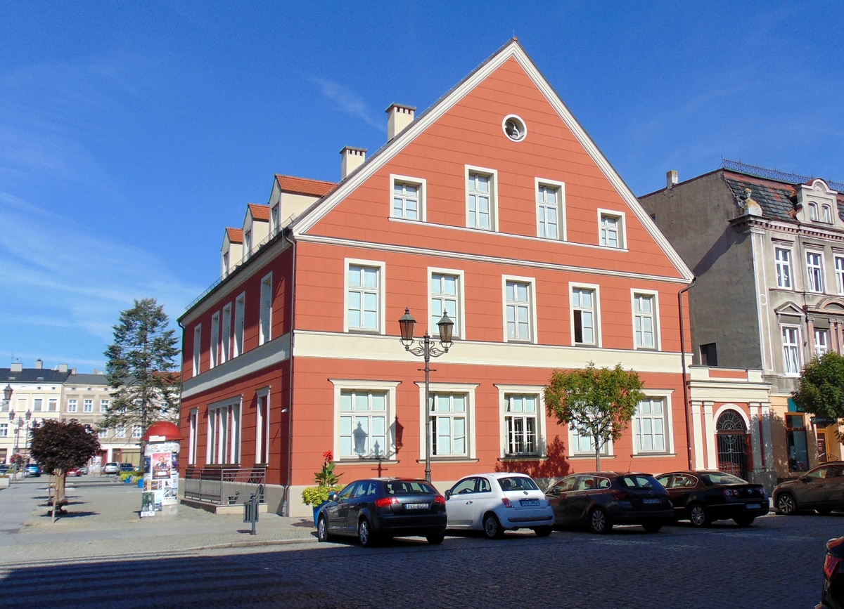 Gmach  Muzeum Ziemi Kępińskiej im. Tadeusza Piotra Potworowskiego
